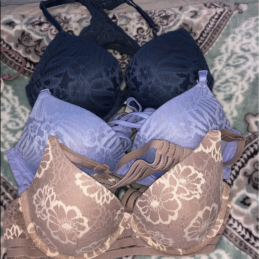BUNDLE OF 3 BRAS 🎀